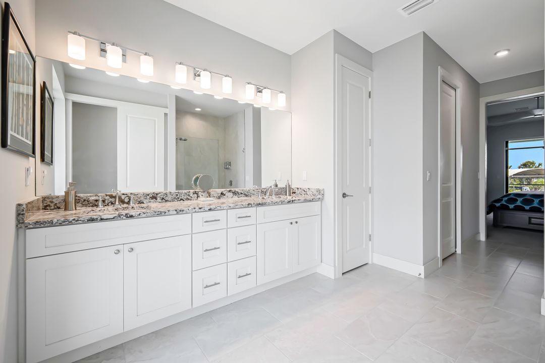 3213 NW 9th St, Cape Coral, FL 33993