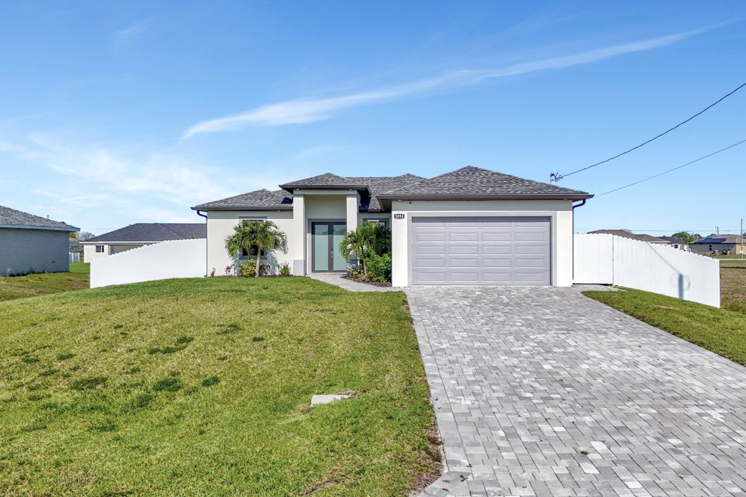 3034 NW Juanita Pl, Cape Coral, FL 33993