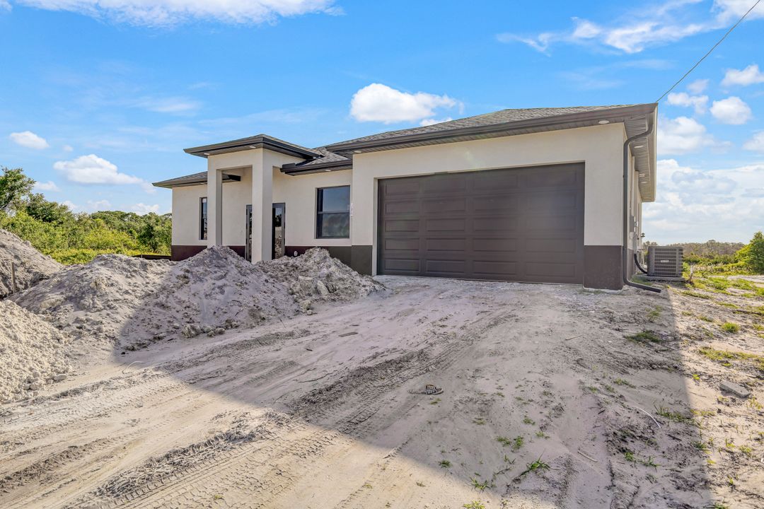 431 Progress Ave, Lehigh Acres, FL 33974