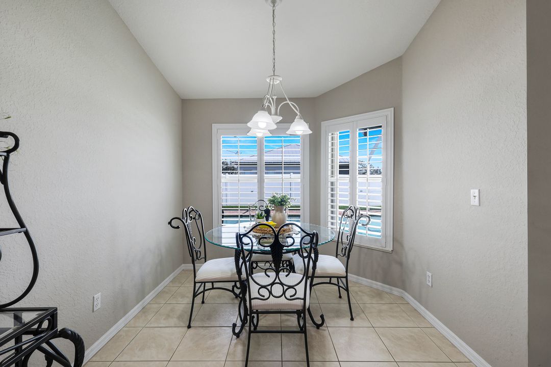 1815 NE 2nd Pl, Cape Coral, FL 33909