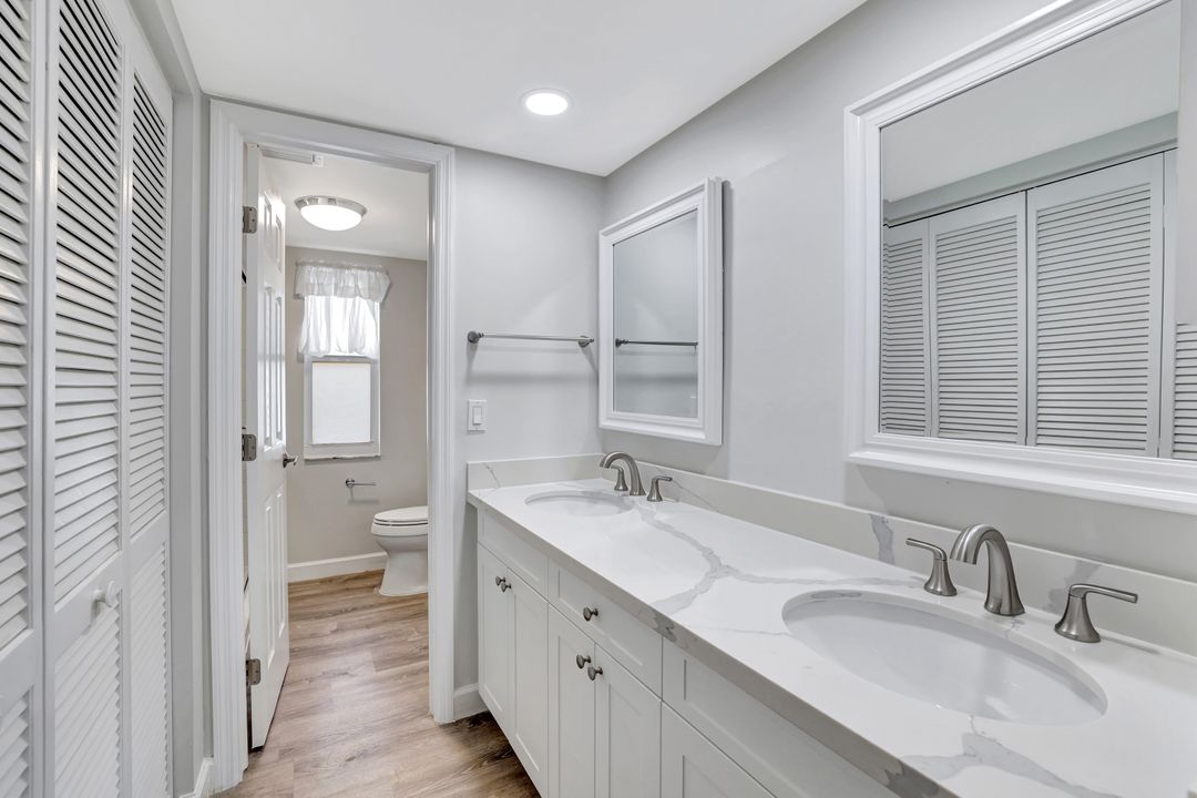 250 Candycane Ln #3, Naples, FL 34112