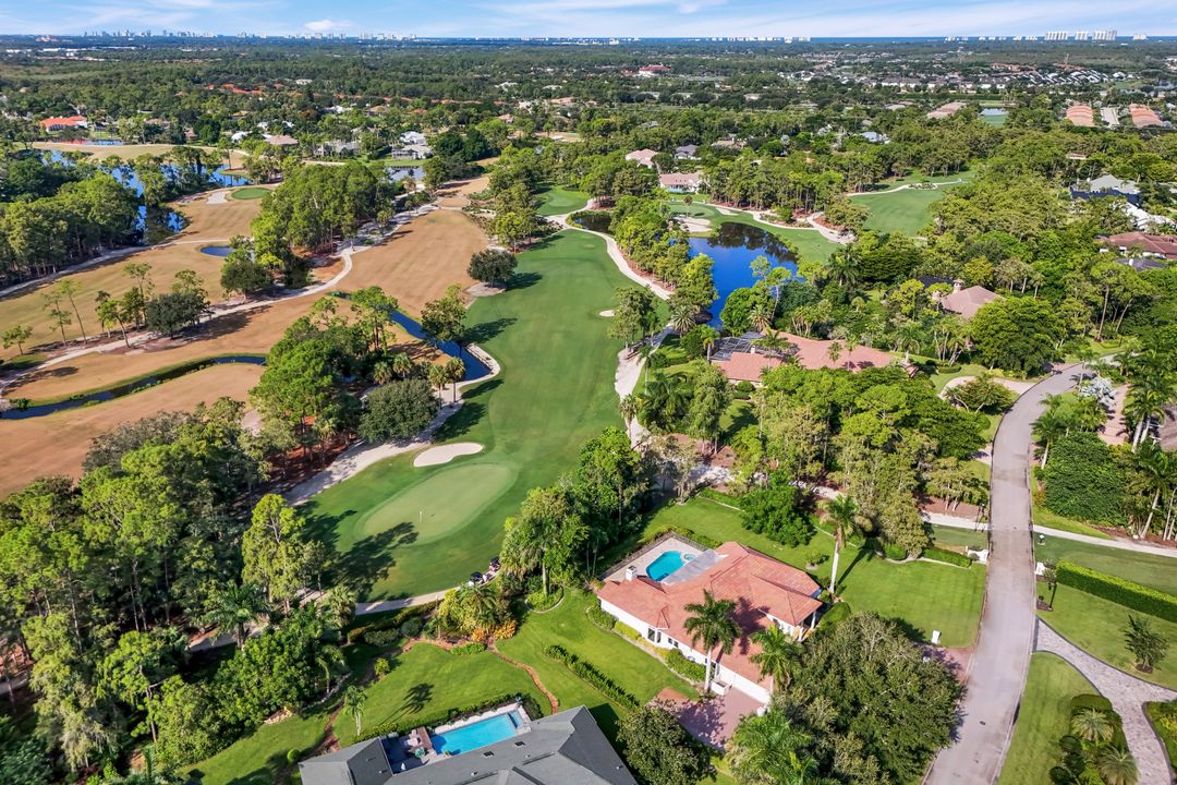 4502 Silver Fox Dr, Naples, FL 34119