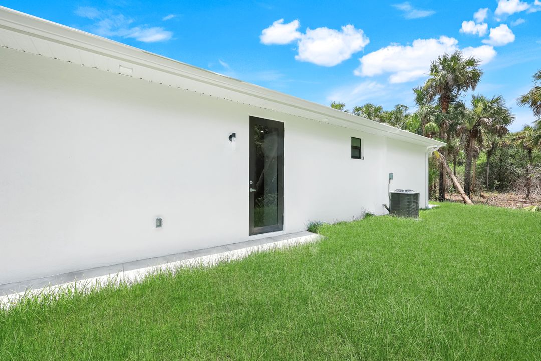 4393 32nd Ave SE, Naples, FL 34117