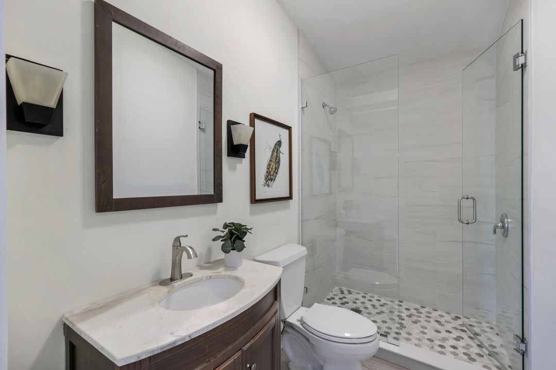 2861 Santa Barbara Blvd, Naples, FL 34116