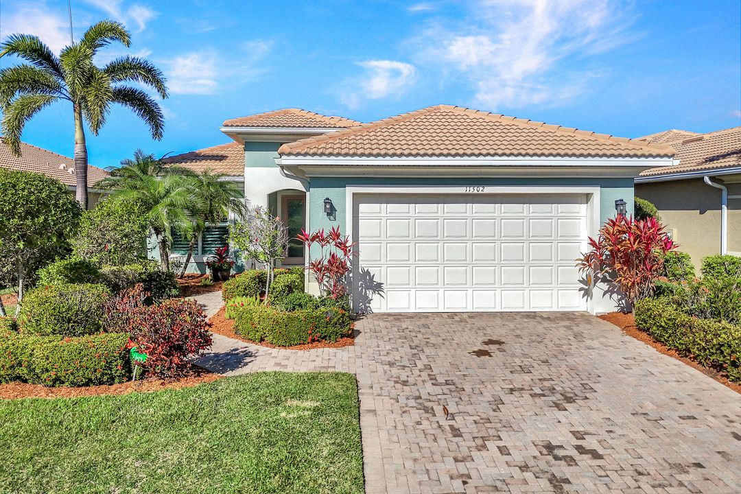 11502 Giulia Dr, Fort Myers, FL 33913