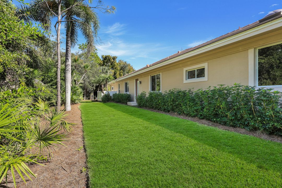 12219 Collier's Reserve Dr, Naples, FL 34110