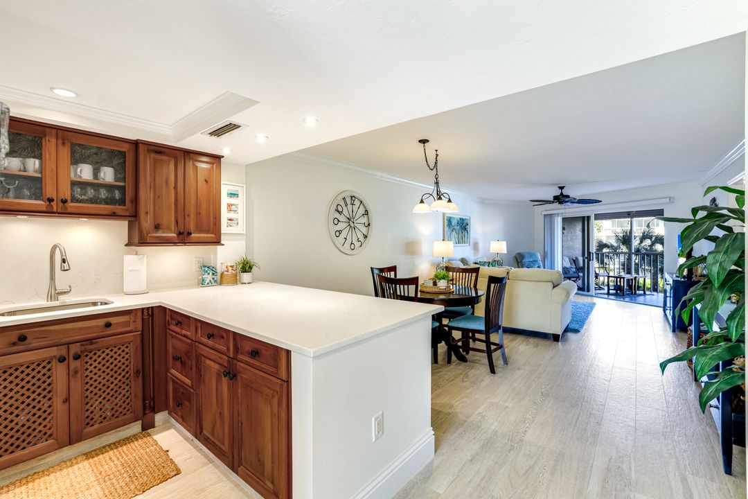 270 N Collier Blvd #304, Marco Island, FL 34145