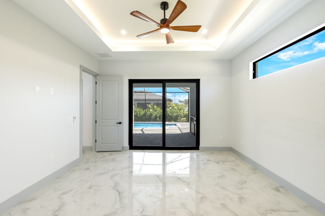 2833 SW 25th Ave, Cape Coral, FL 33914