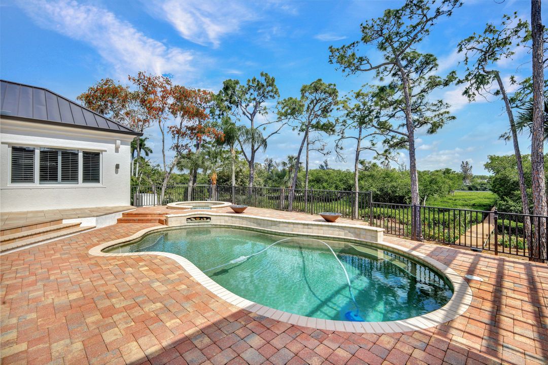 27820 Riverwalk Way, Bonita Springs, FL 34134