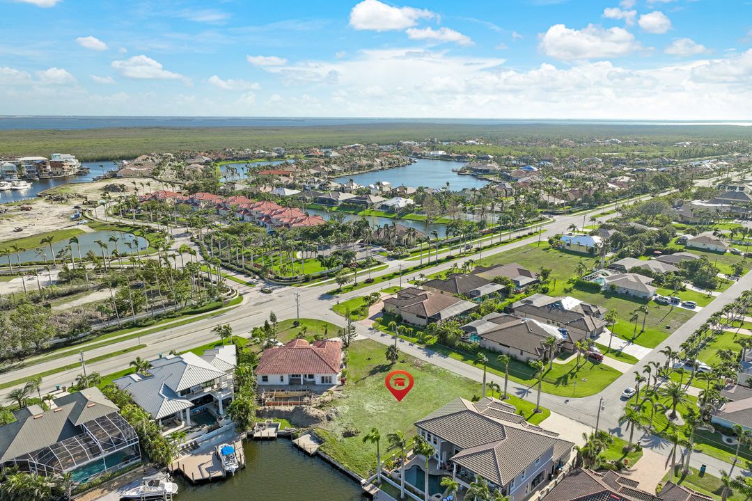 5423 SW 17th Ave, Cape Coral, FL 33914