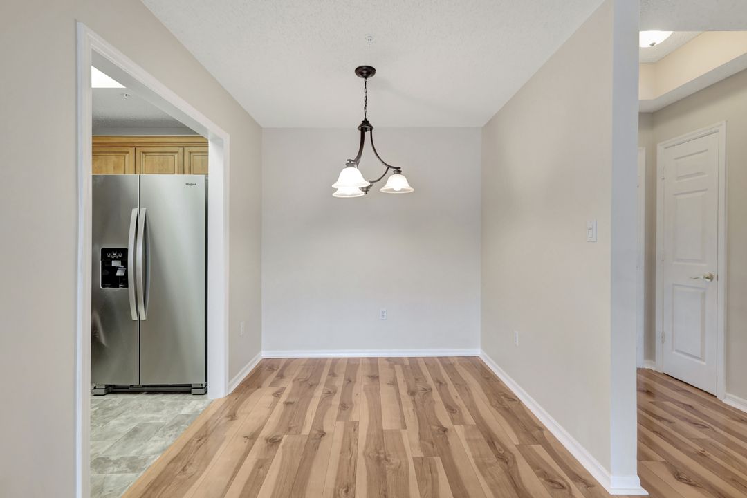 900 Arbor Lake Dr #207, Naples, FL 34110