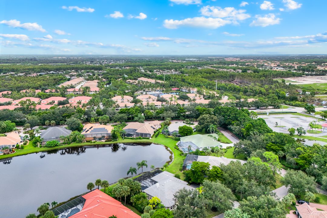 3608 Glenwater Ln, Bonita Springs, FL 34134
