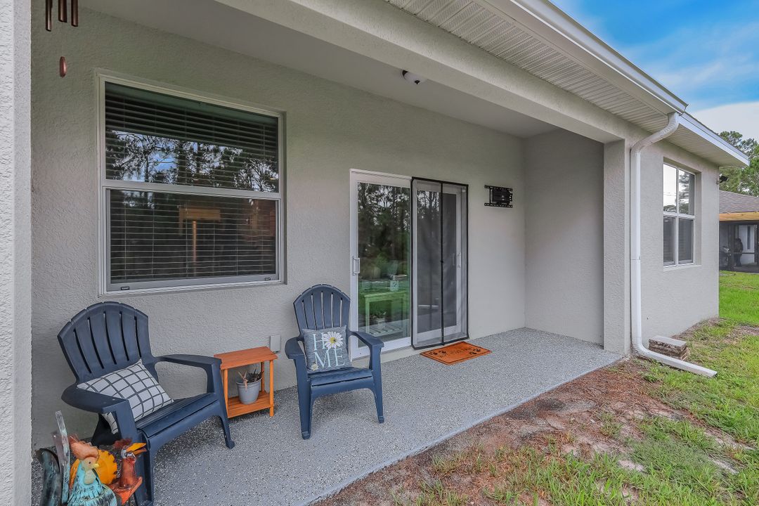 670 Nimitz Blvd, Lehigh Acres, FL 33974