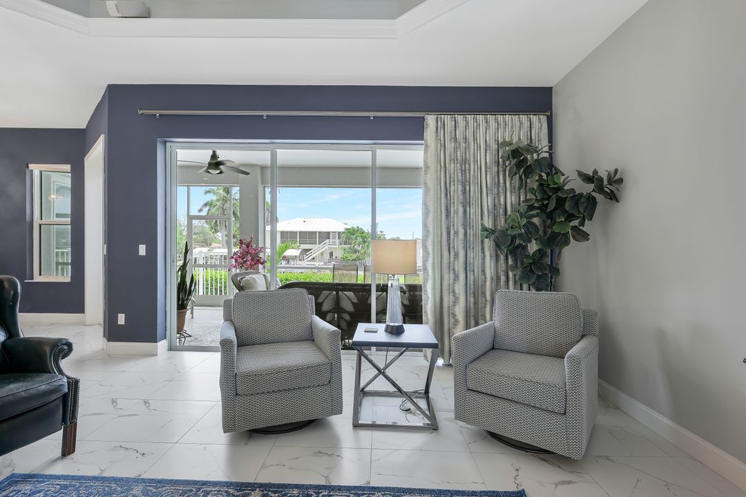 4837 Regal Dr, Bonita Springs, FL 34134