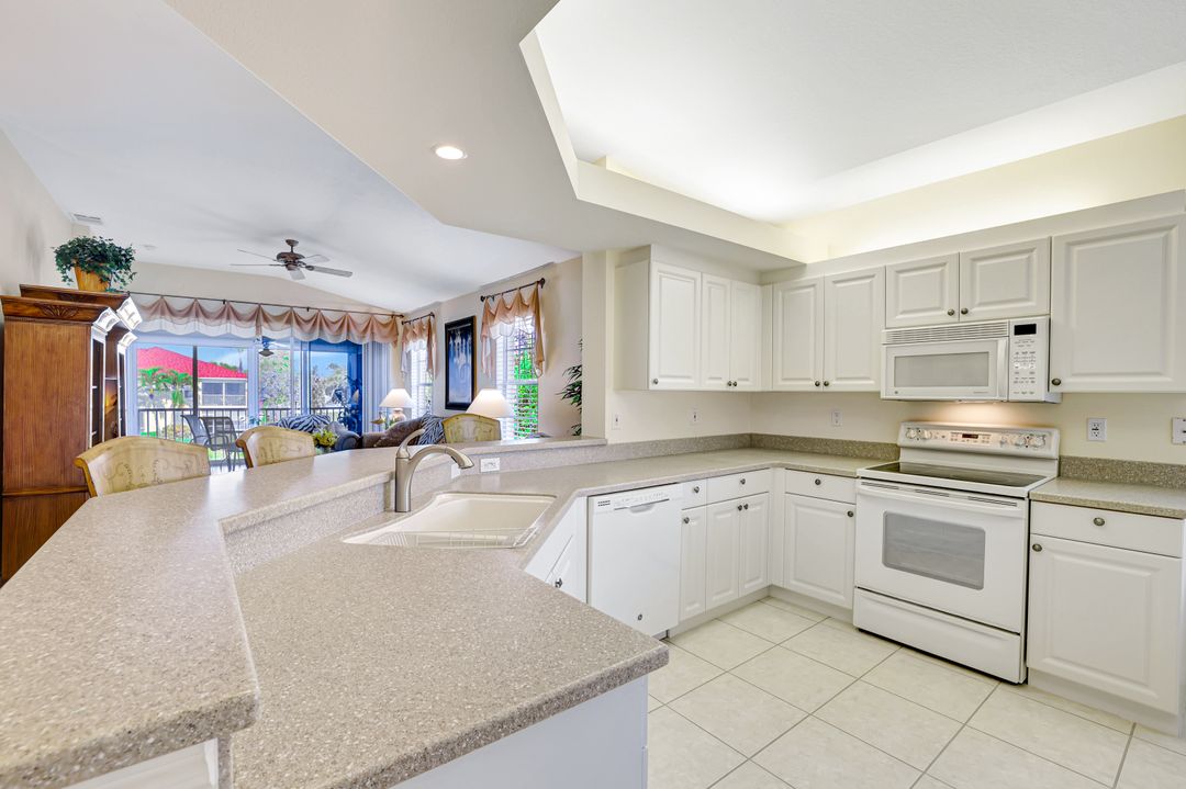 10910 Santa Margherita Rd #204, Bonita Springs, FL 34135