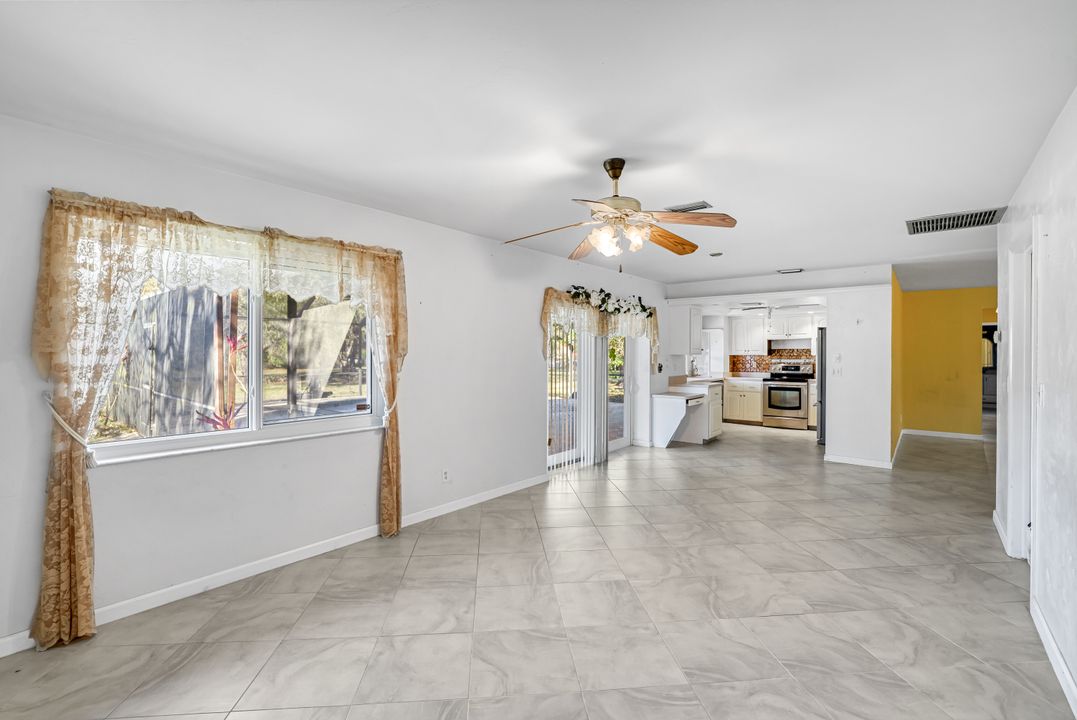 2805 Golden Gate Blvd W, Naples, FL 34120