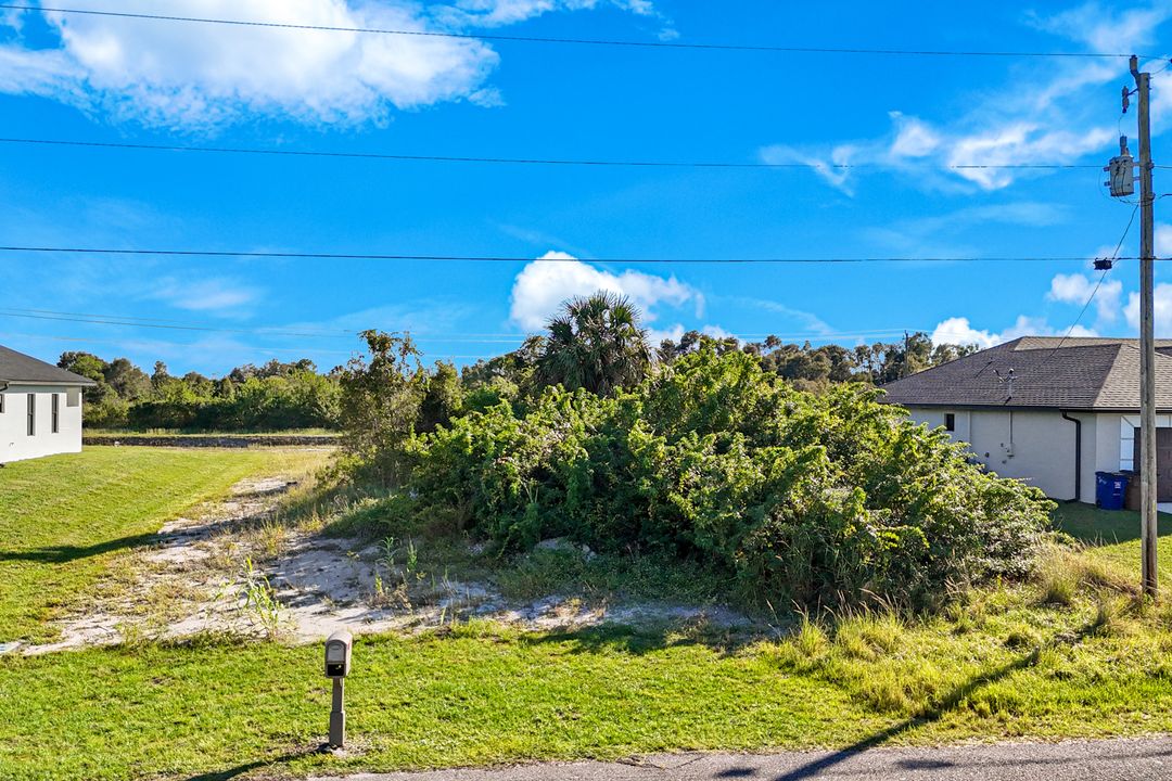 222 Preston St, Lehigh Acres, FL 33974