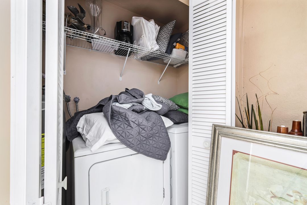 4807 Triton Ct W, Cape Coral, FL 33904