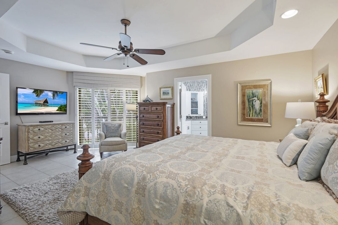 7048 Pelican Bay Blvd #305, Naples, FL 34108