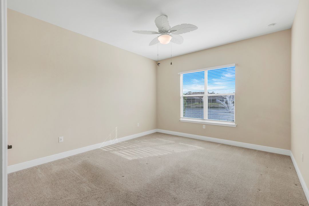 3529 Pilot Cir, Naples, FL 34120