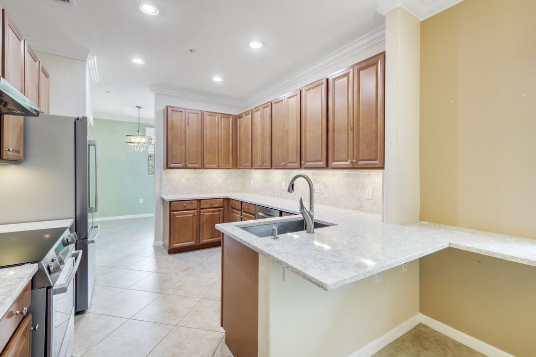 10240 Cobble Notch Loop #201, Bonita Springs, FL 34135
