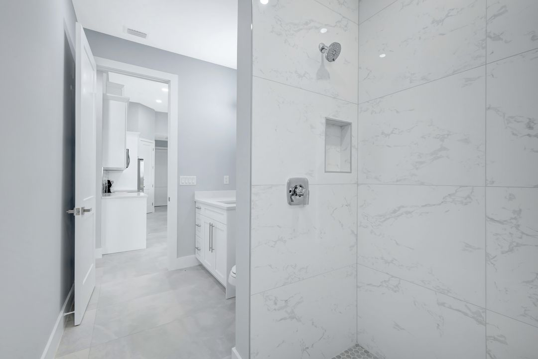 3840 NW 43rd Pl, Cape Coral, FL 33993