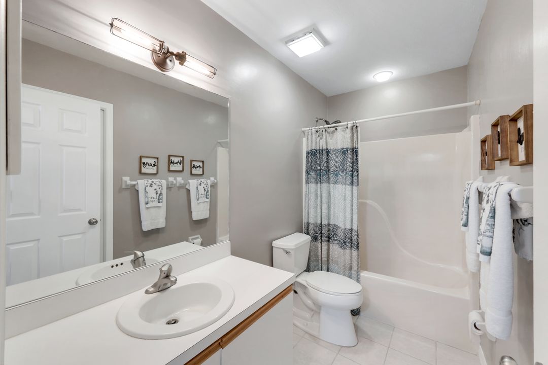 12664 Hunters Ridge Dr, Bonita Springs, FL 34135