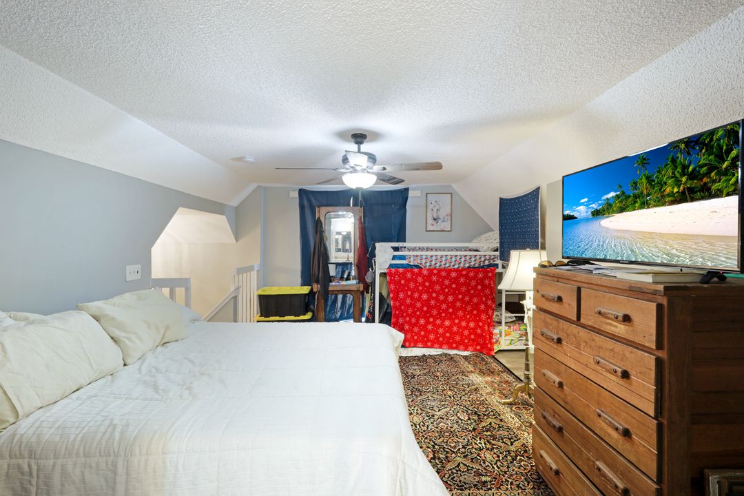 17407 Dumont Dr, Fort Myers, FL 33967