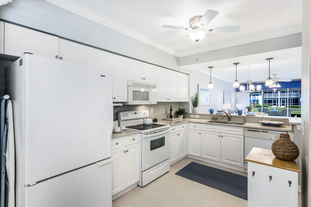 4970 Deerfield Way #103, Naples, FL 34110