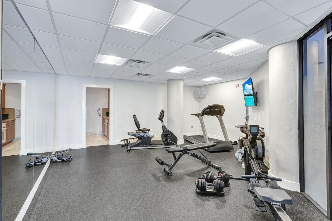 11030 Gulf Shore Dr #302, Naples, FL 34108