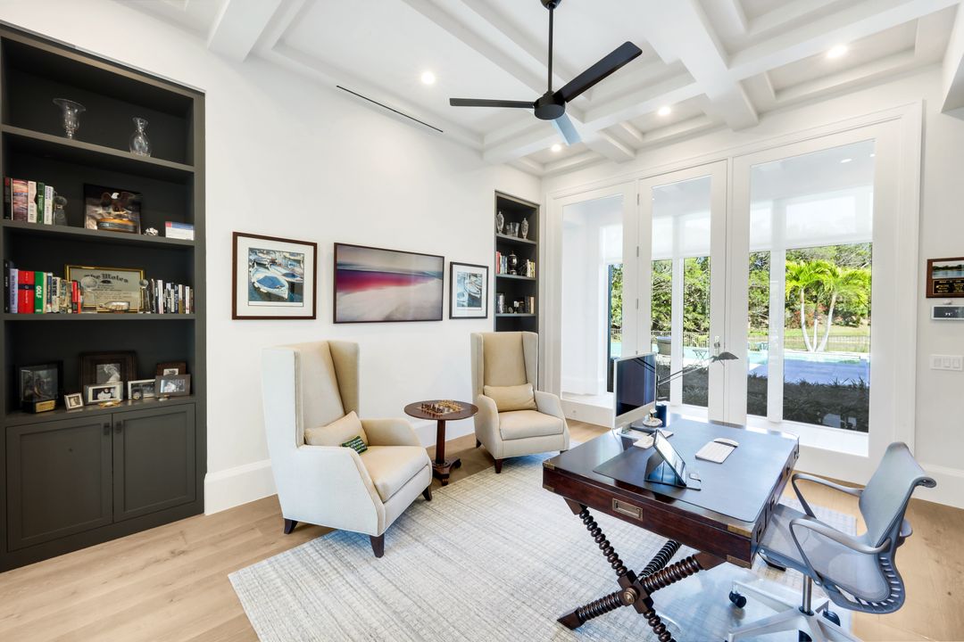 2818 Thistle Way, Naples, FL 34105