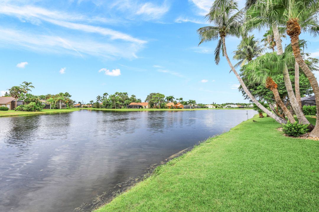 3653 Saybrook Pl, Bonita Springs, FL 34134