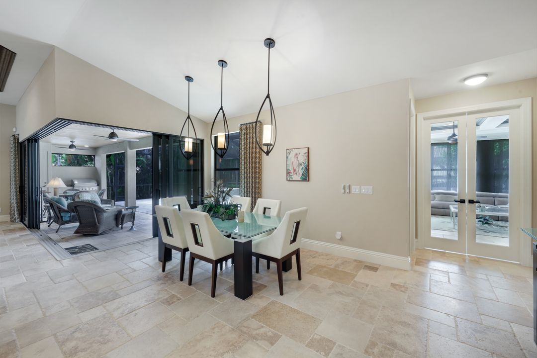 5314 Nautilus Dr, Cape Coral, FL 33904