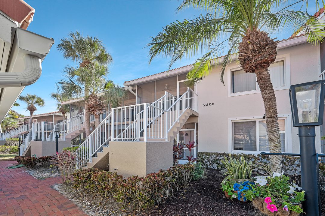 2305 Hidden Lake Dr #3704, Naples, FL 34112