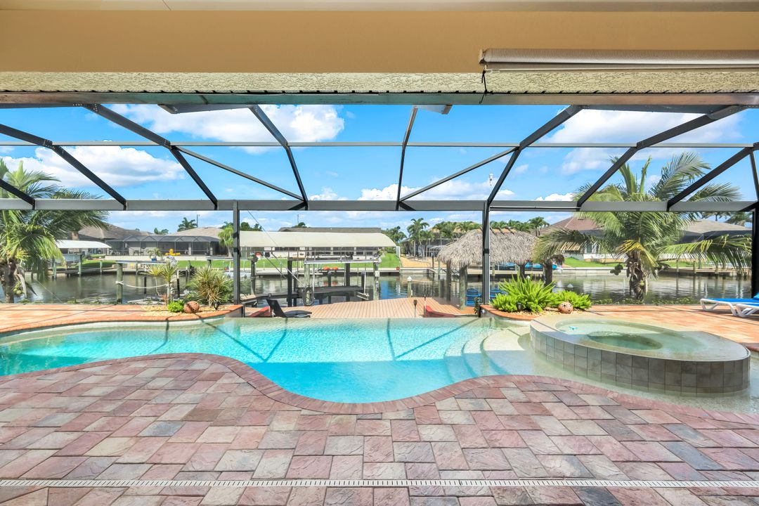 4418 SW 10th Ave, Cape Coral, FL 33914