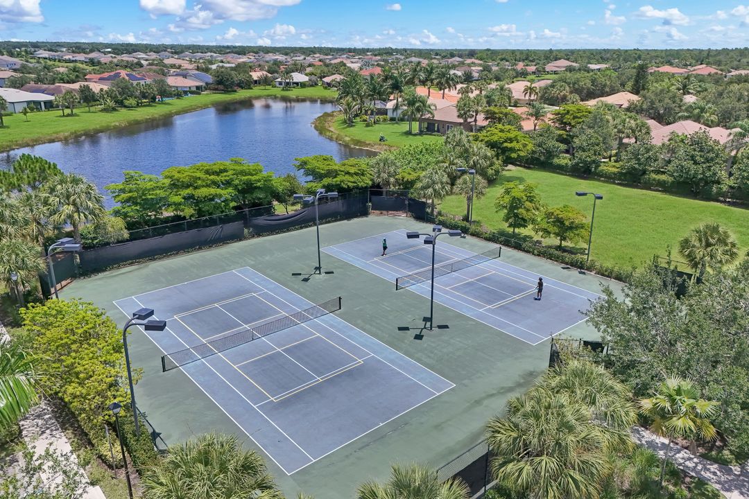 2175 Dragonfruit Wy, Naples, FL 34120