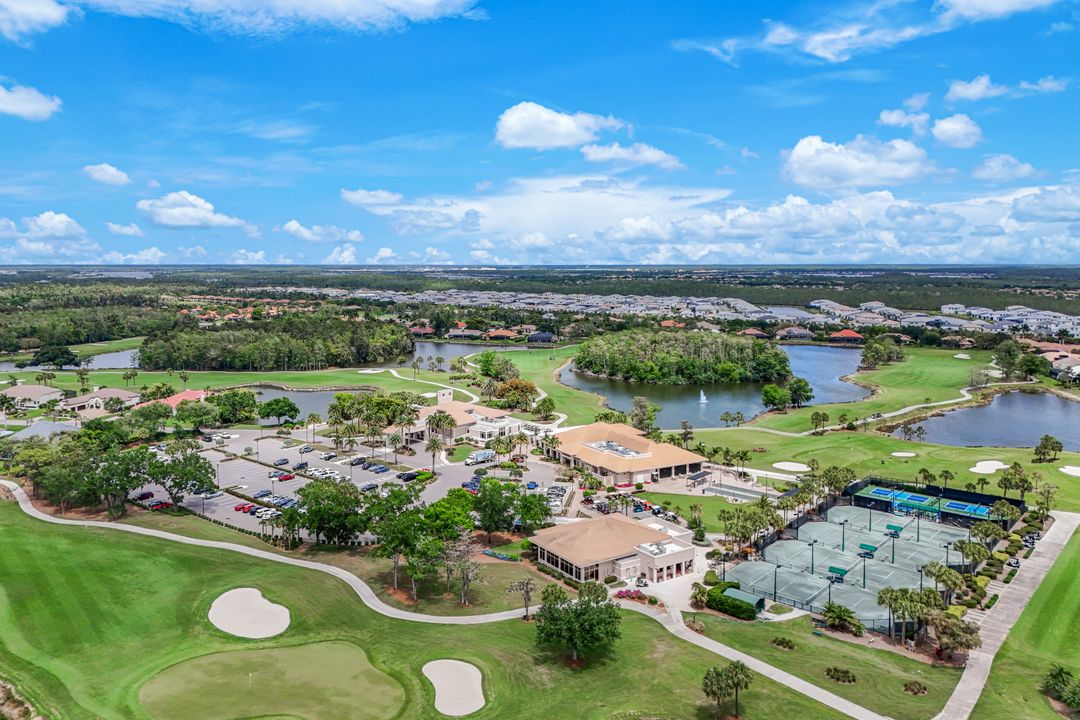 12371 Water Oak Dr, Estero, FL 33928