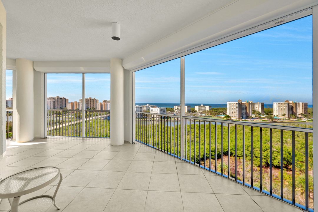 300 Dunes Blvd #1007, Naples, FL 34110