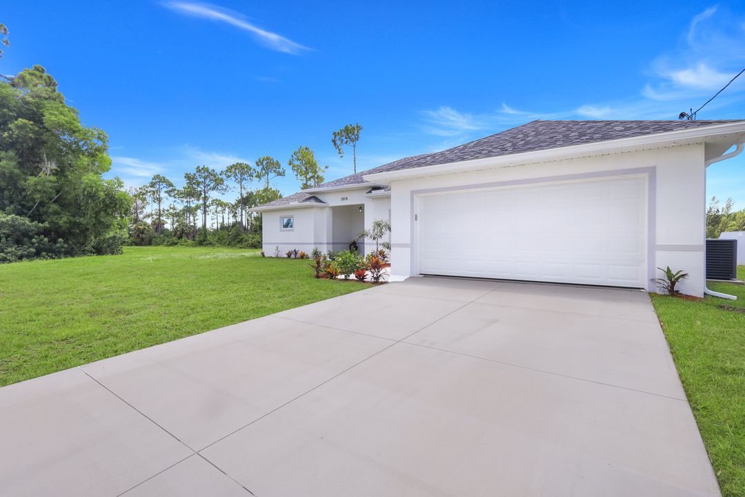 2018 NE 33rd Ln, Cape Coral, FL 33909
