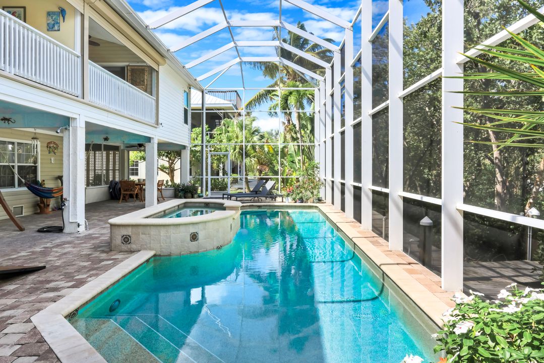 21580 Indian Bayou Dr, Fort Myers Beach, FL 33931