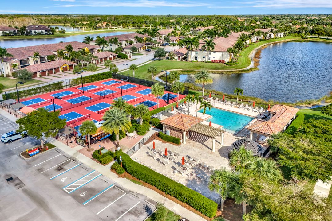 9554 Trevi Ct #4726, Naples, FL 34113