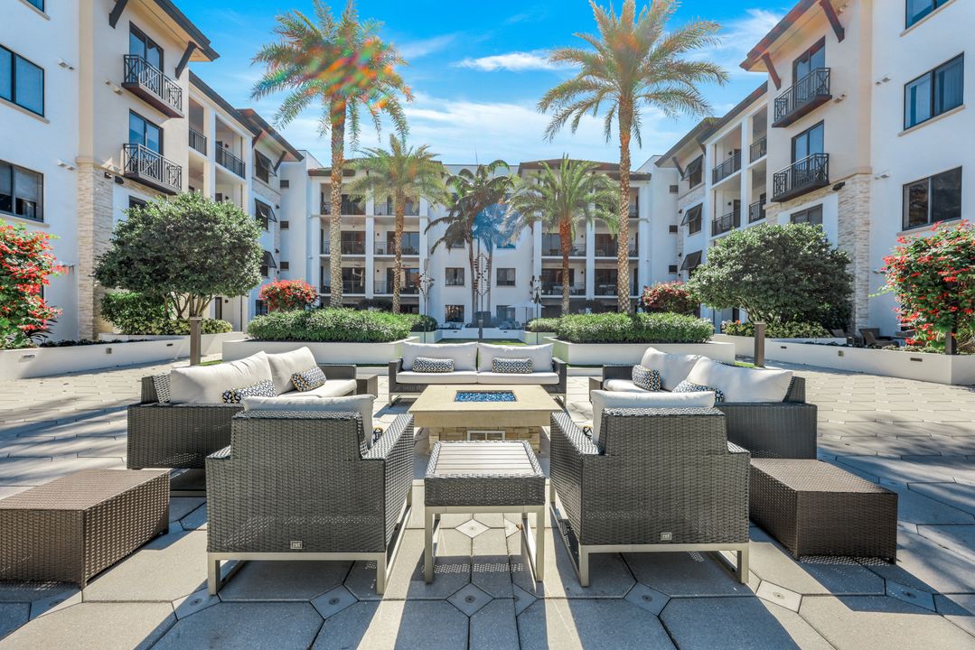 1030 3rd Ave S #216, Naples, FL 34102