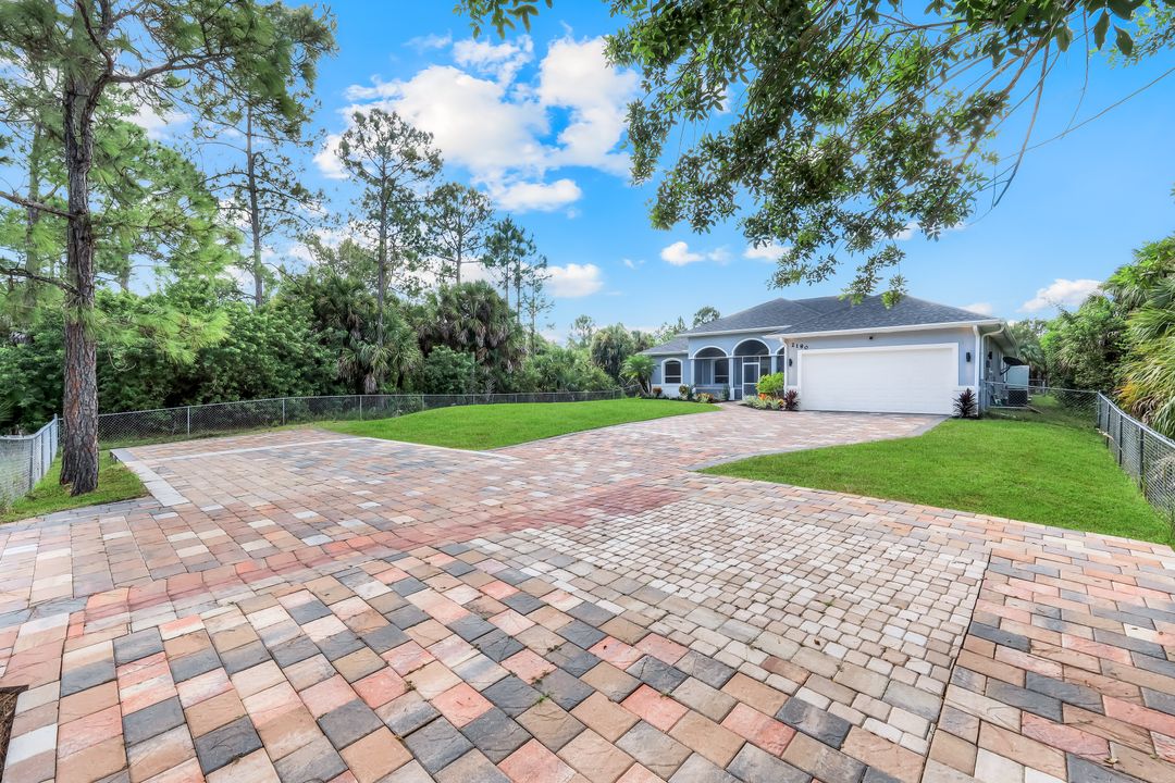 2180 12th Ave NE, Naples, FL 34120