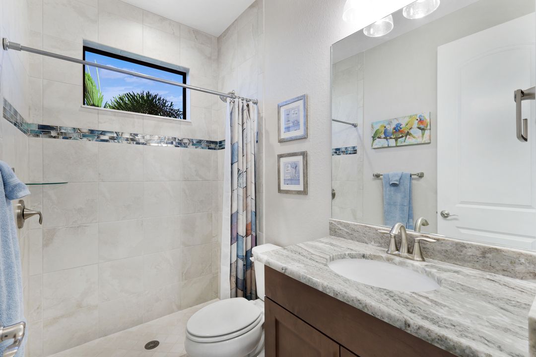 4612 NW 33rd Terrace, Cape Coral, FL 33993