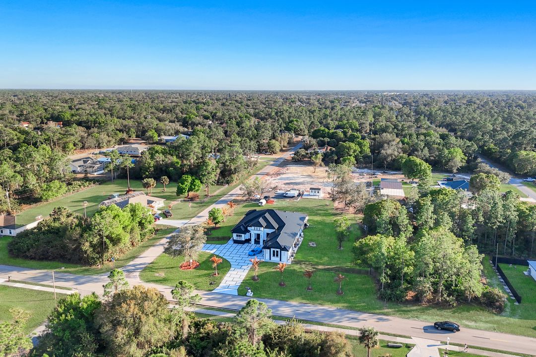 1104 E 6th St, Lehigh Acres, FL 33972