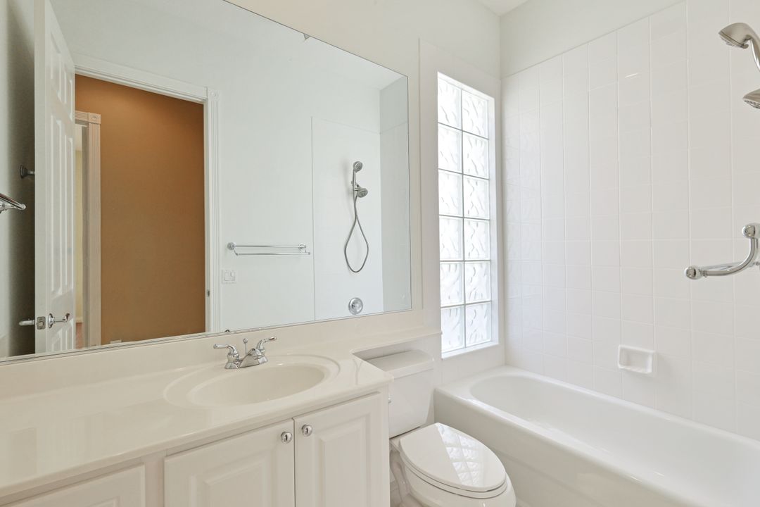 14850 Donatello Ct, Bonita Springs, FL 34135