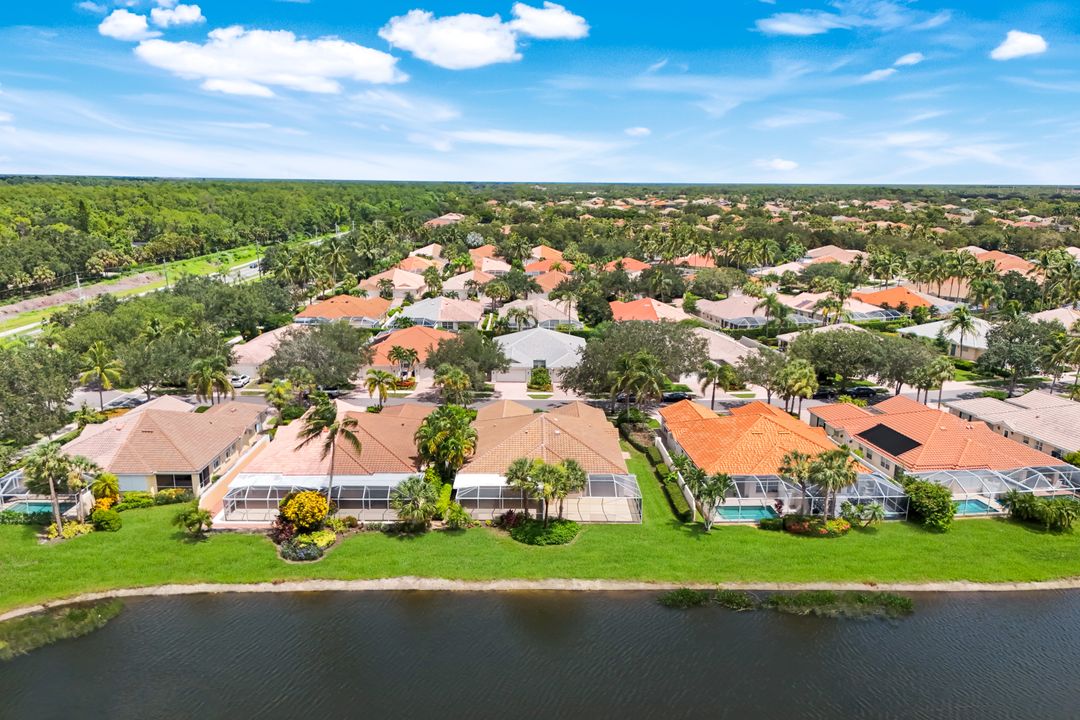 4922 Kingston Way, Naples, FL 34119