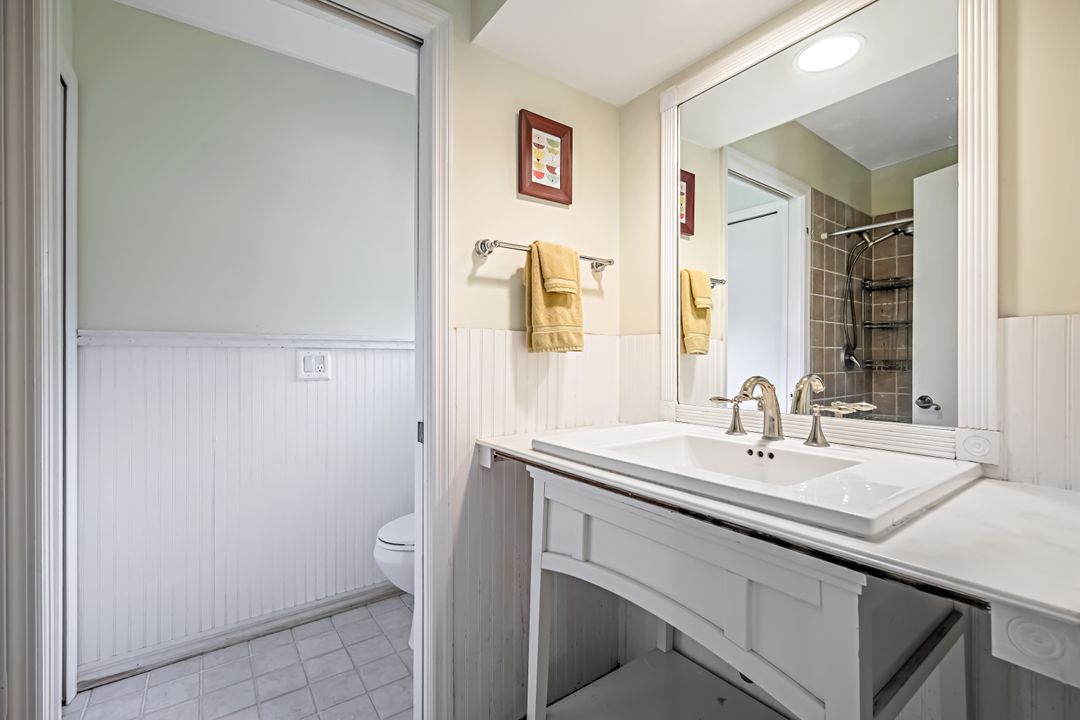 2971 6th St NW, Naples, FL 34120