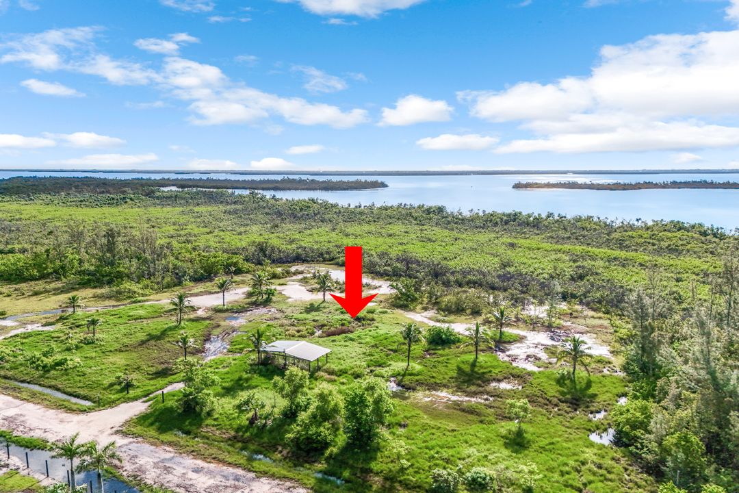 5300 Game Bird Ln, Bokeelia, FL 33922