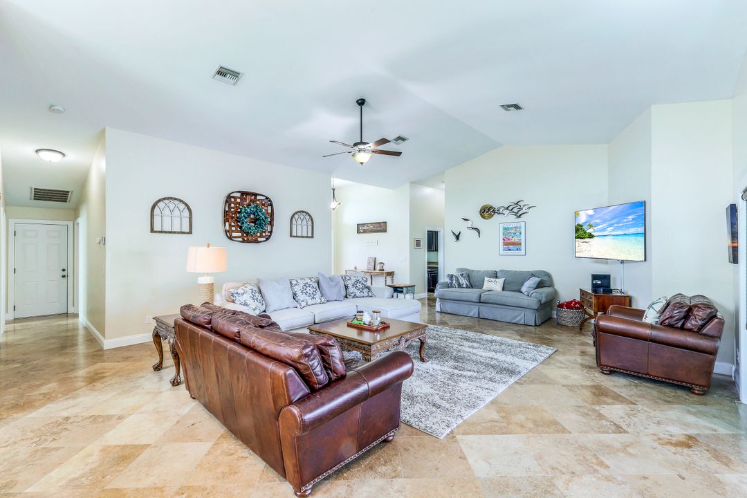 133 SE 32nd St, Cape Coral, FL 33904